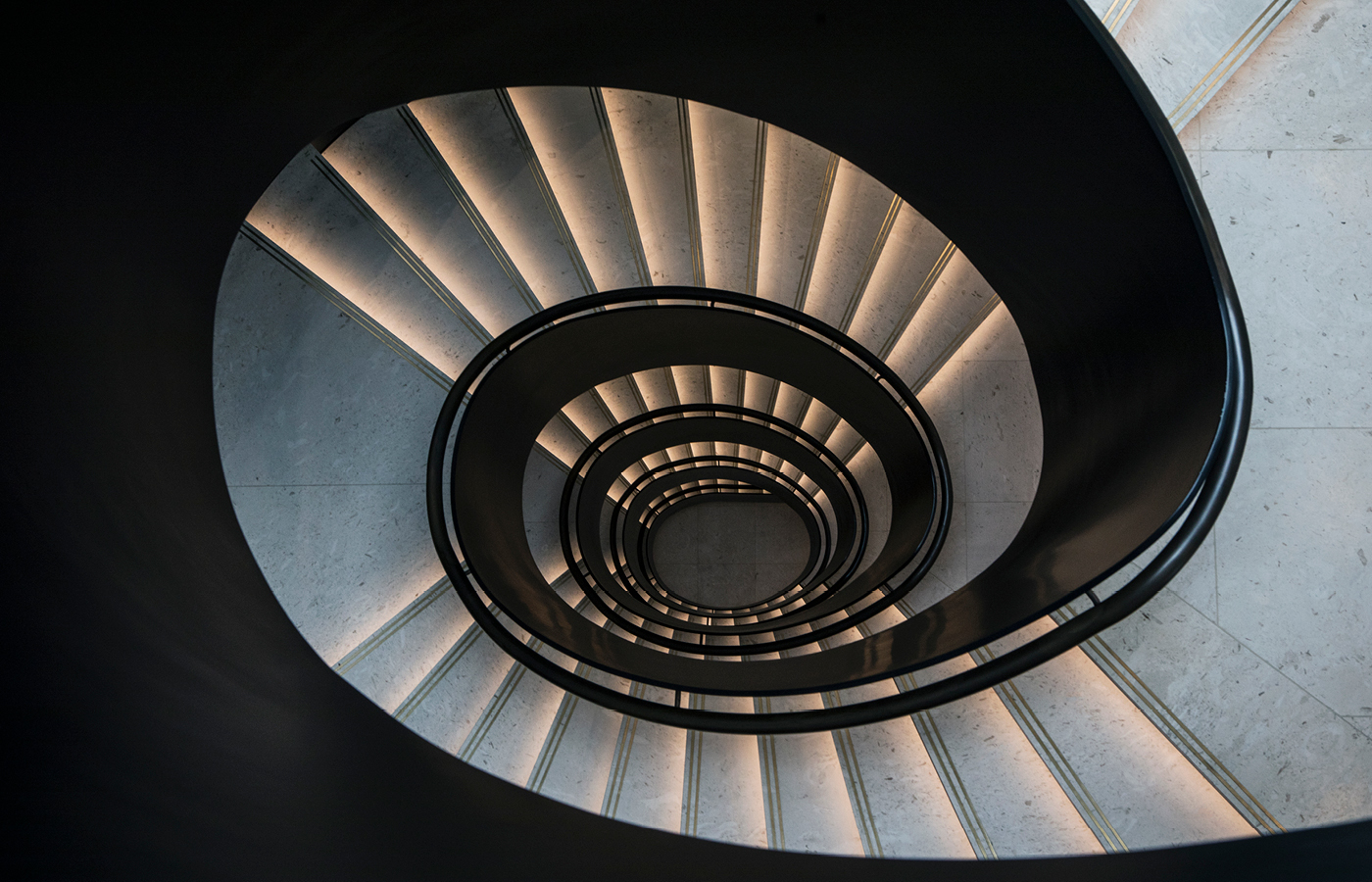 SPIRAL STAIRCASE